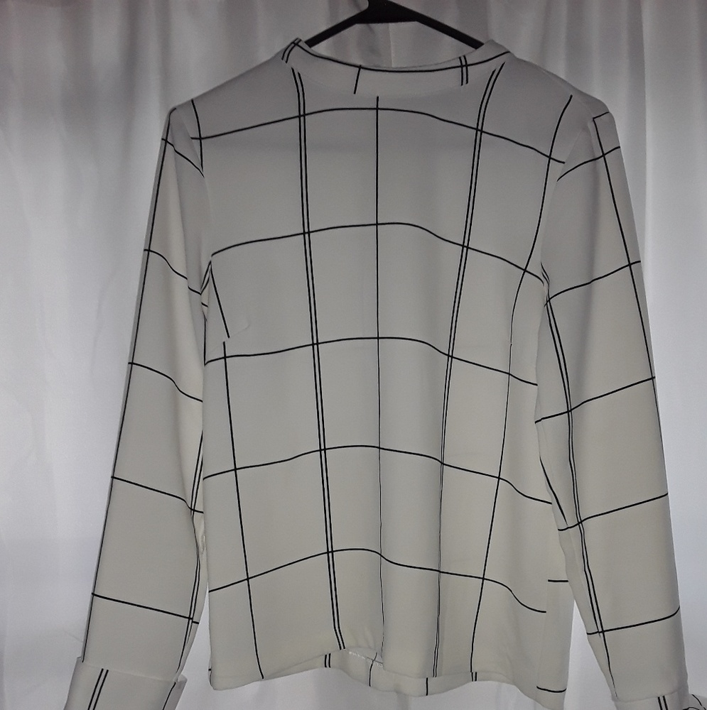 Blouse - Picture 2 of 2